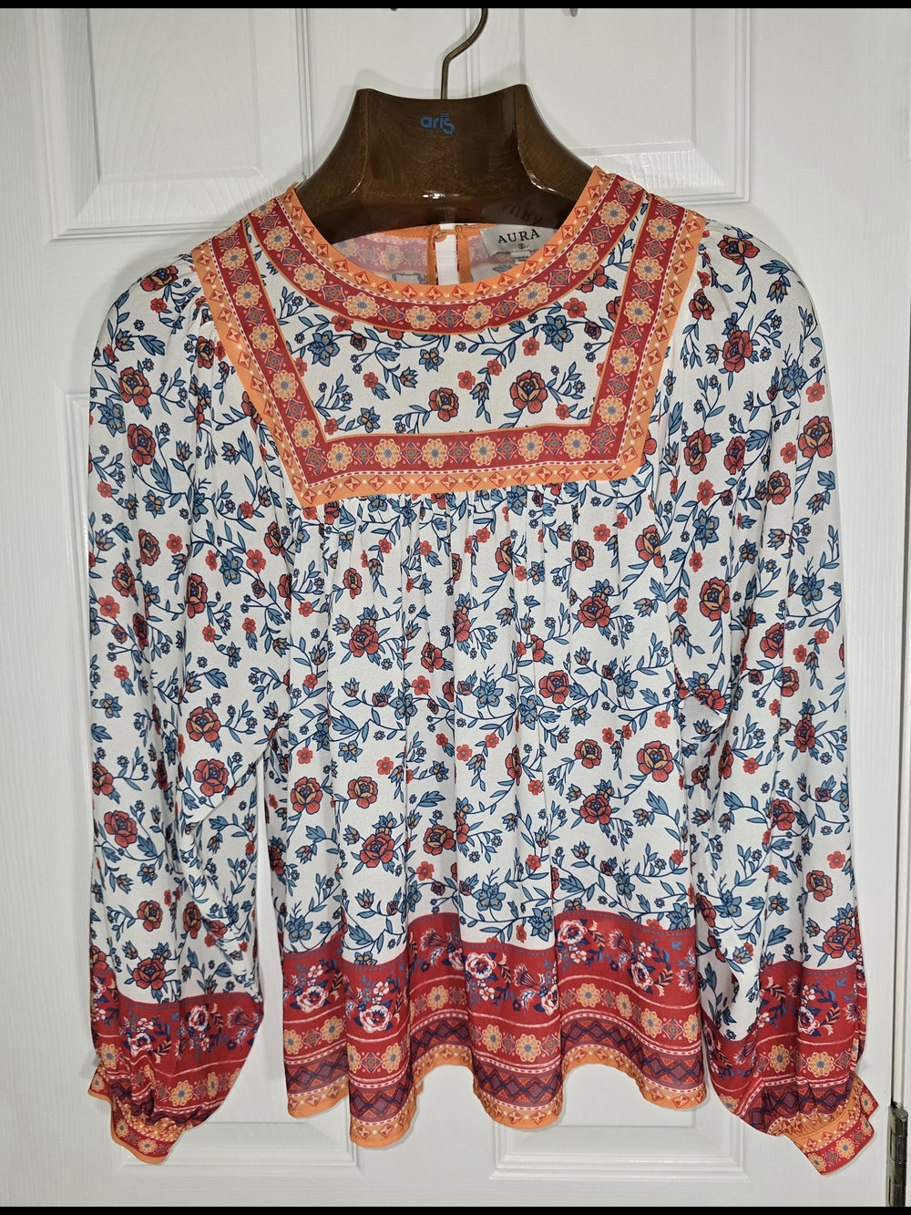 Aura White Floral Peasant Blouse with Red & Blue Accents Boho Prairie